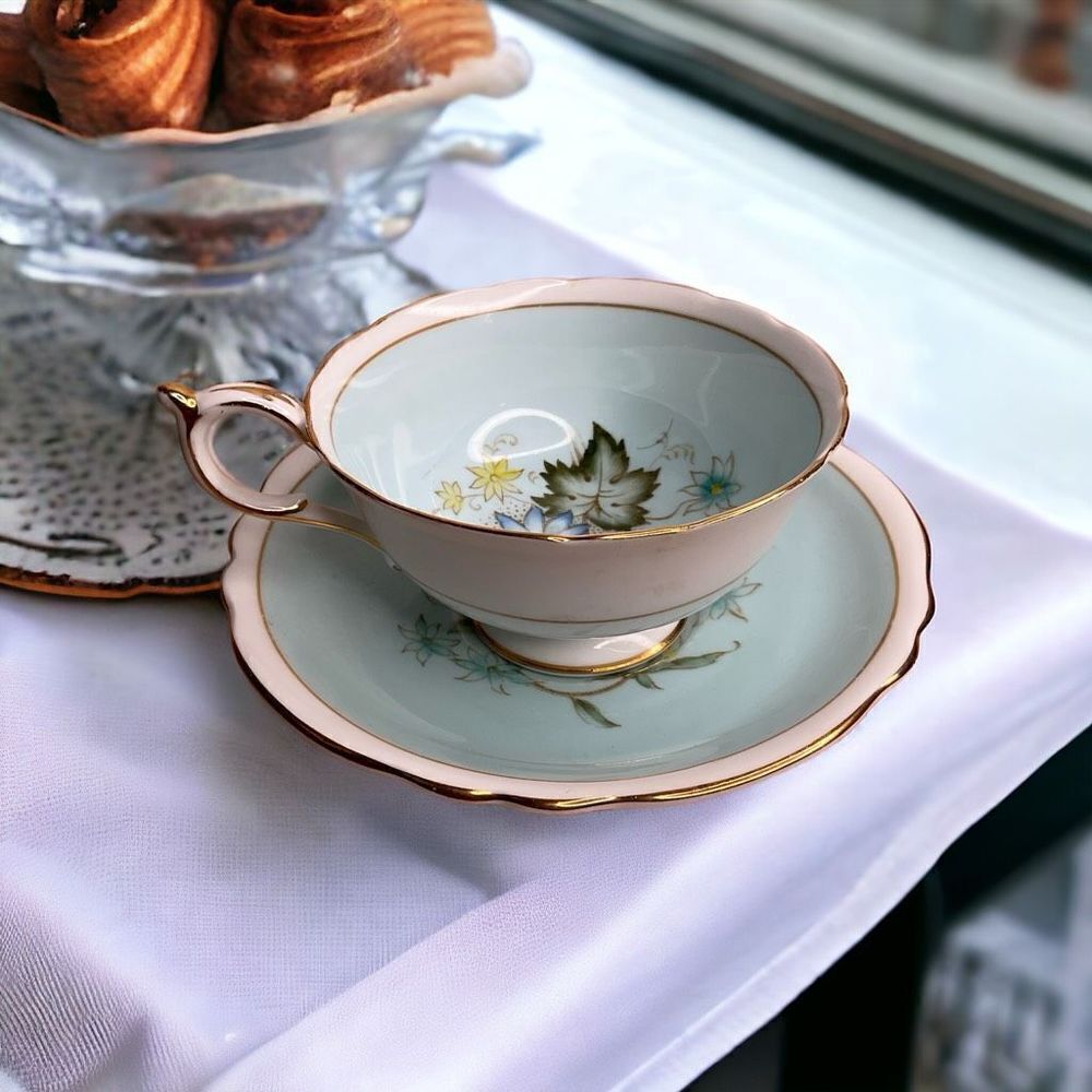 Paragon Tea Cup & Saucer Mint green Dogwood Gold Trim‎ Double Warrant Vintage